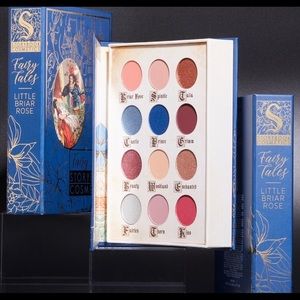🌹Storybook Cosmetics “Little Briar Rose” Palette